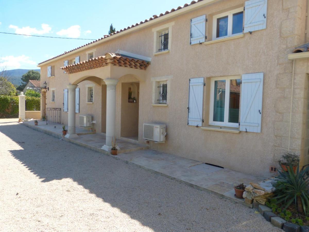 Eclats Du Sud Hebergements "Les Lavandes" Ou "Les Romarins" Meubles De Tourisme Classes 3 Etoiles Auriol Kültér fotó